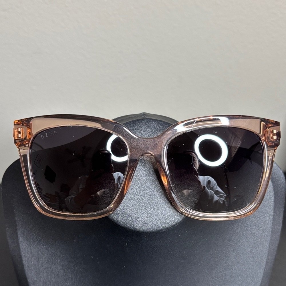 Diff Bella Square Sunglasses Eyewear Classic